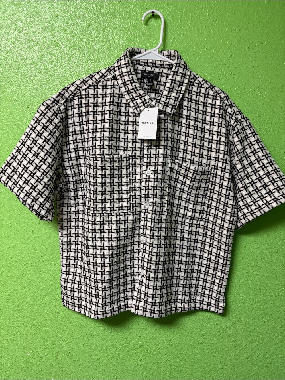 Forever 21 Black and White Grid-Pattern Short Sleeve Button Down Shirt